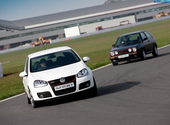 2004 Volkswagen Golf GTI - фотография 52 из 93 2004 Volkswagen Golf GTI - фотография 52 из 93