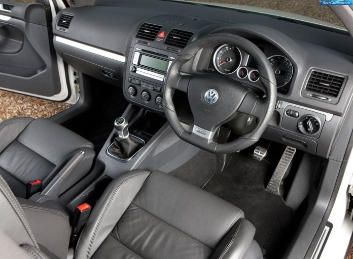 2004 Volkswagen Golf GTI - фотография 60 из 93