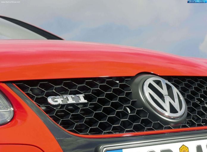 2004 Volkswagen Golf GTI - фотография 67 из 93