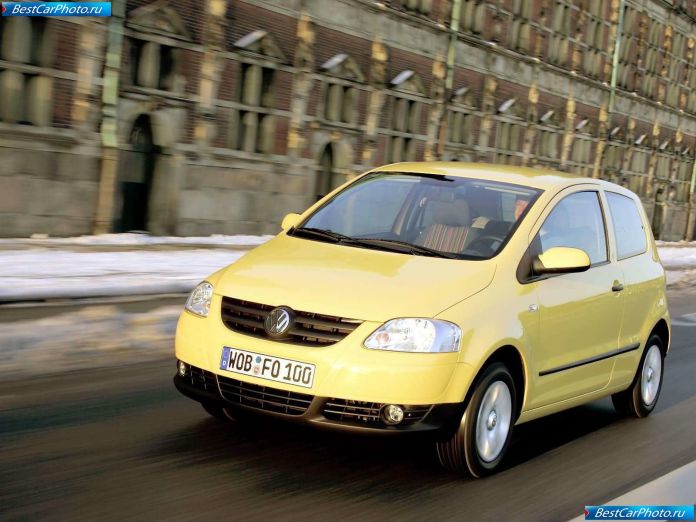 2005 Volkswagen Fox - фотография 1 из 65