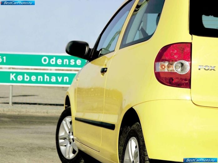 2005 Volkswagen Fox - фотография 49 из 65