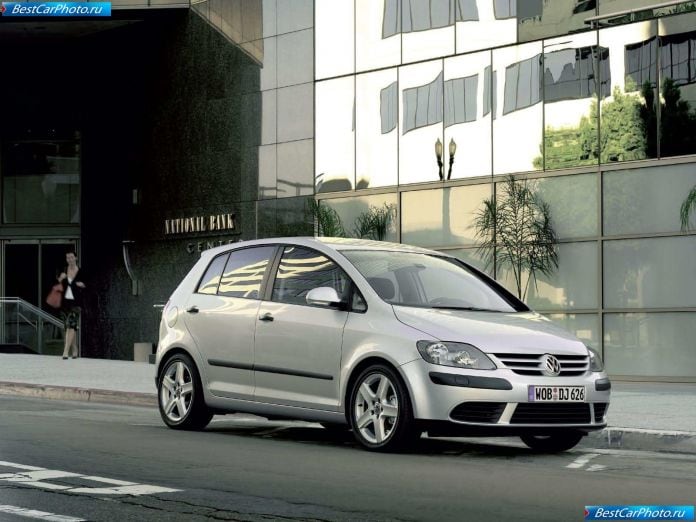 2005 Volkswagen Golf Plus - фотография 1 из 44