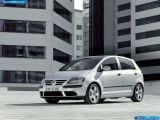 volkswagen_2005-golf_plus_1600x1200_009.jpg