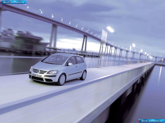 2005 Volkswagen Golf Plus - фотография 10 из 44