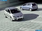 volkswagen_2005-golf_plus_1600x1200_012.jpg
