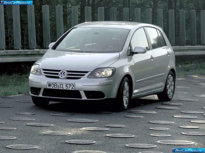 2005 Volkswagen Golf Plus - фотография 16 из 44