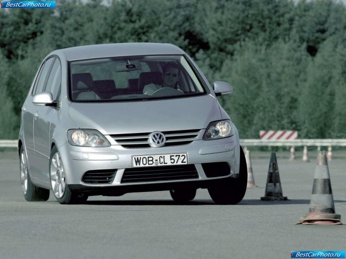 2005 Volkswagen Golf Plus - фотография 22 из 44