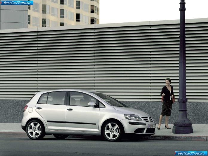 2005 Volkswagen Golf Plus - фотография 24 из 44