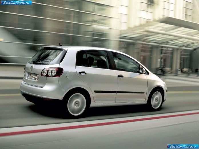 2005 Volkswagen Golf Plus - фотография 27 из 44
