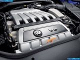 volkswagen_2005-golf_r32_1600x1200_012.jpg