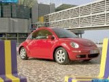 volkswagen_2005-new_beetle_1600x1200_004.jpg