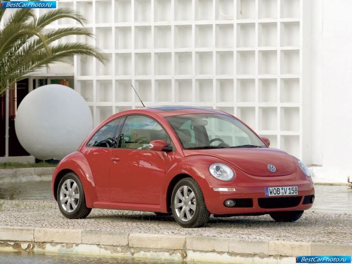 2005 Volkswagen New Beetle - фотография 12 из 43 2005 Volkswagen New Beetle - фотография 12 из 43