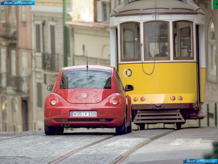 2005 Volkswagen New Beetle - фотография 26 из 43 2005 Volkswagen New Beetle - фотография 26 из 43