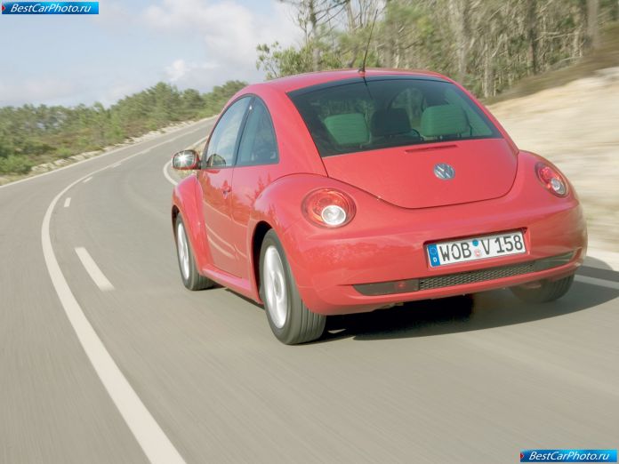 2005 Volkswagen New Beetle - фотография 36 из 43 2005 Volkswagen New Beetle - фотография 36 из 43