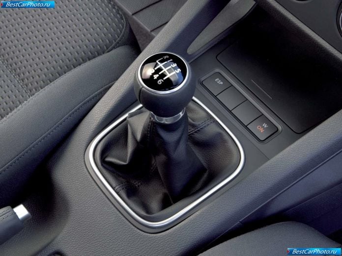 2006 Volkswagen Golf Gt - фотография 15 из 20