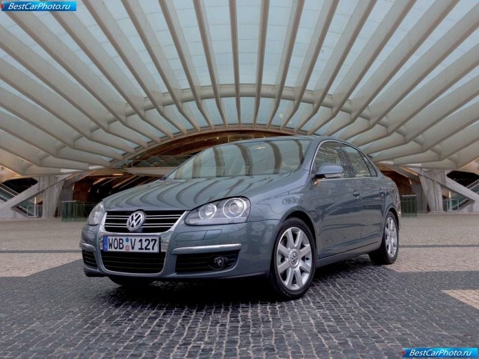 2006 Volkswagen Jetta - фотография 2 из 69 2006 Volkswagen Jetta - фотография 2 из 69