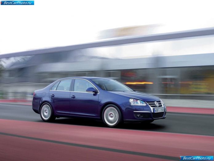 2006 Volkswagen Jetta - фотография 11 из 69