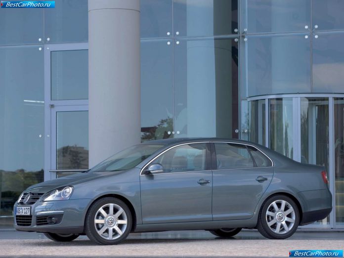 2006 Volkswagen Jetta - фотография 20 из 69 2006 Volkswagen Jetta - фотография 20 из 69