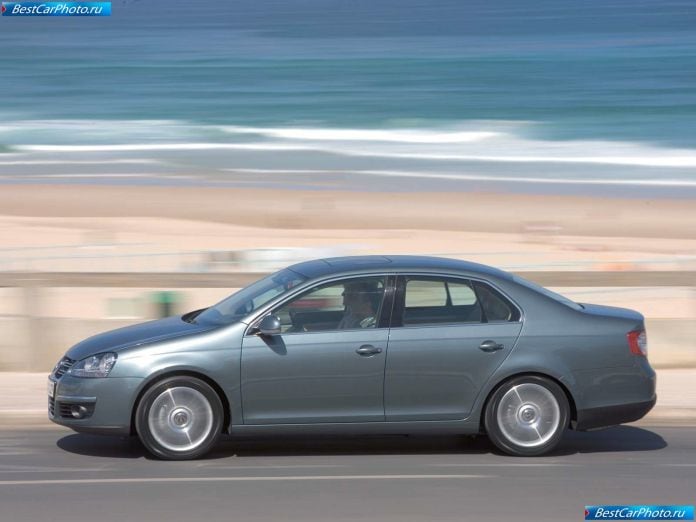 2006 Volkswagen Jetta - фотография 22 из 69