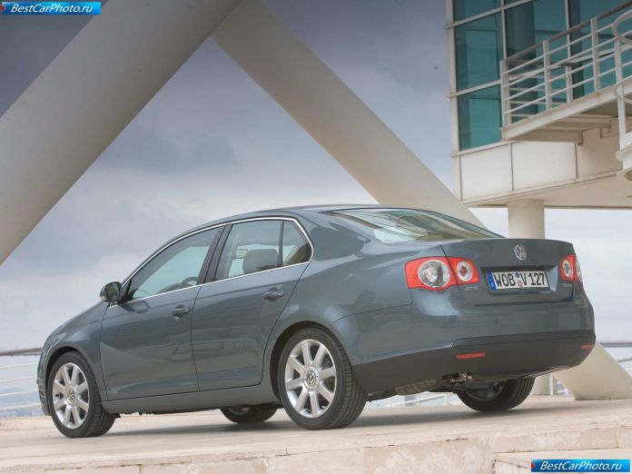 2006 Volkswagen Jetta - фотография 29 из 69