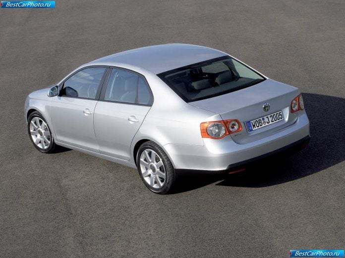 2006 Volkswagen Jetta - фотография 31 из 69