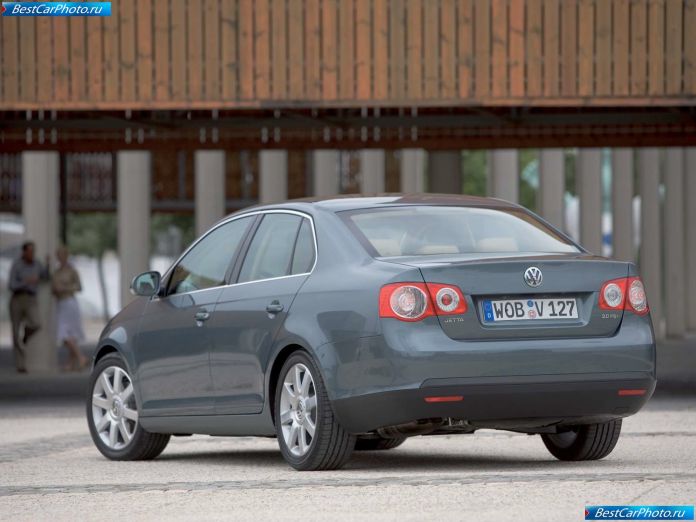 2006 Volkswagen Jetta - фотография 35 из 69 2006 Volkswagen Jetta - фотография 35 из 69