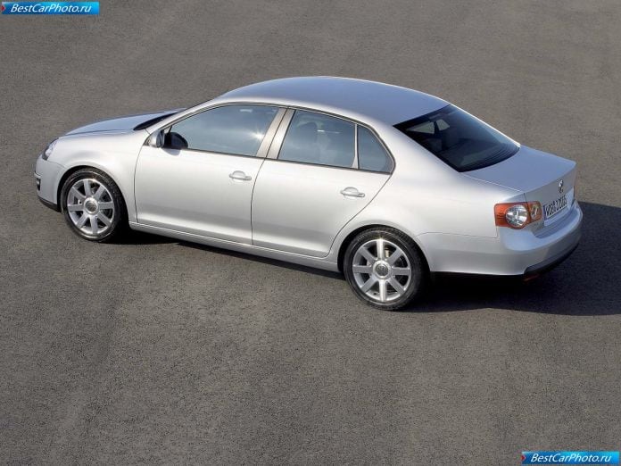2006 Volkswagen Jetta - фотография 38 из 69