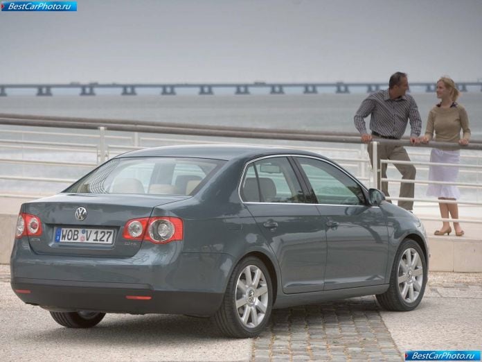 2006 Volkswagen Jetta - фотография 45 из 69 2006 Volkswagen Jetta - фотография 45 из 69