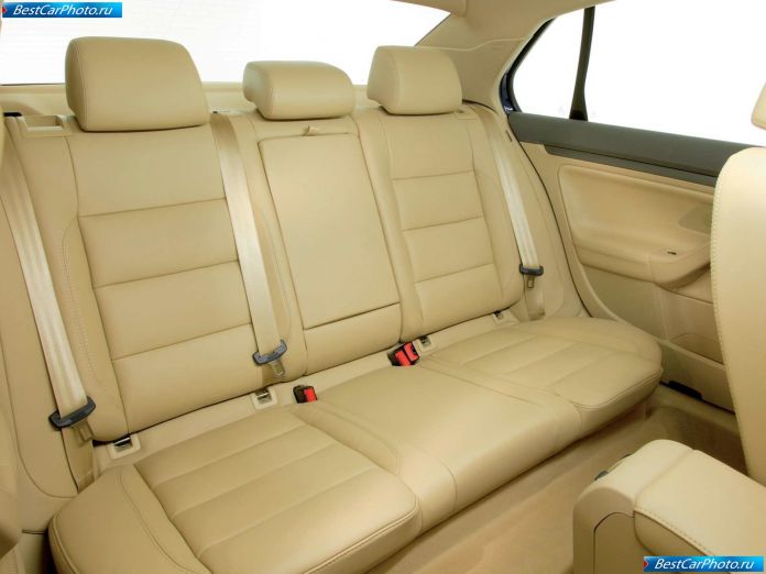 2006 Volkswagen Jetta - фотография 55 из 69 2006 Volkswagen Jetta - фотография 55 из 69