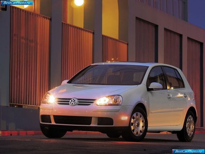 2006 Volkswagen Rabbit - фотография 1 из 24