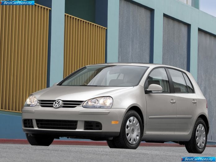 2006 Volkswagen Rabbit - фотография 2 из 24 2006 Volkswagen Rabbit - фотография 2 из 24