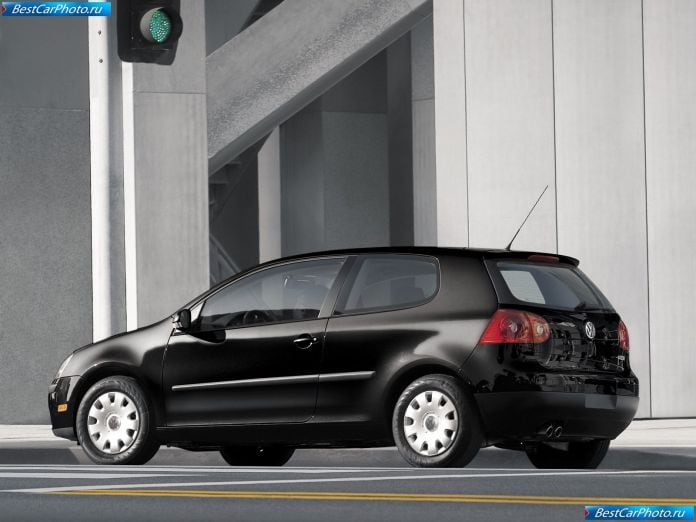 2006 Volkswagen Rabbit - фотография 13 из 24