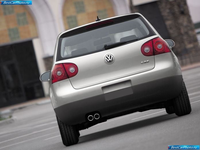 2006 Volkswagen Rabbit - фотография 16 из 24