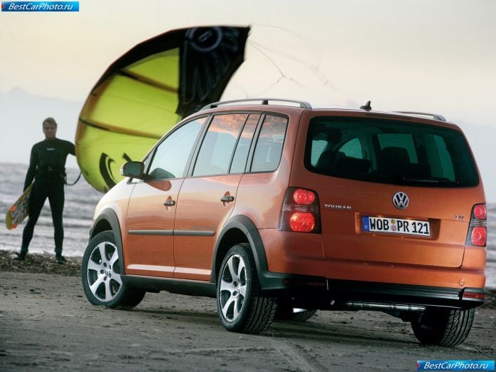 2007 Volkswagen Crosstouran - фотография 7 из 10
