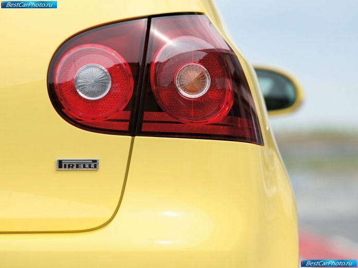 2007 Volkswagen Golf Gti Pirelli - фотография 11 из 12