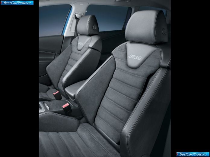 2007 Volkswagen Passat R36 - фотография 25 из 26