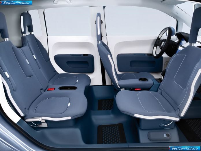 2007 Volkswagen Space Up Concept - фотография 15 из 27 2007 Volkswagen Space Up Concept - фотография 15 из 27