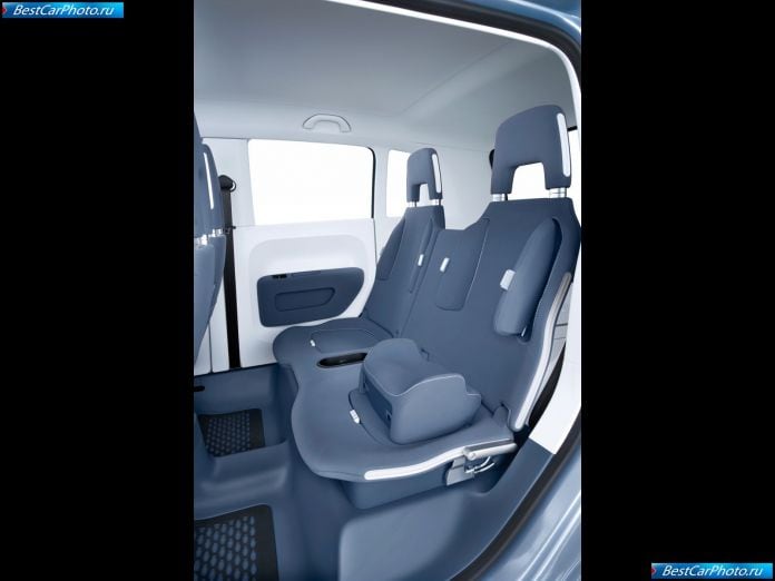 2007 Volkswagen Space Up Concept - фотография 26 из 27