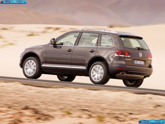 2007 Volkswagen Touareg - фотография 26 из 34