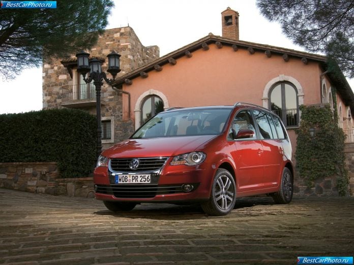 2007 Volkswagen Touran - фотография 1 из 61 2007 Volkswagen Touran - фотография 1 из 61