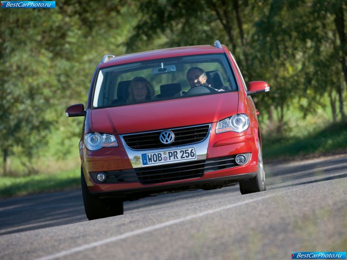 2007 Volkswagen Touran - фотография 33 из 61