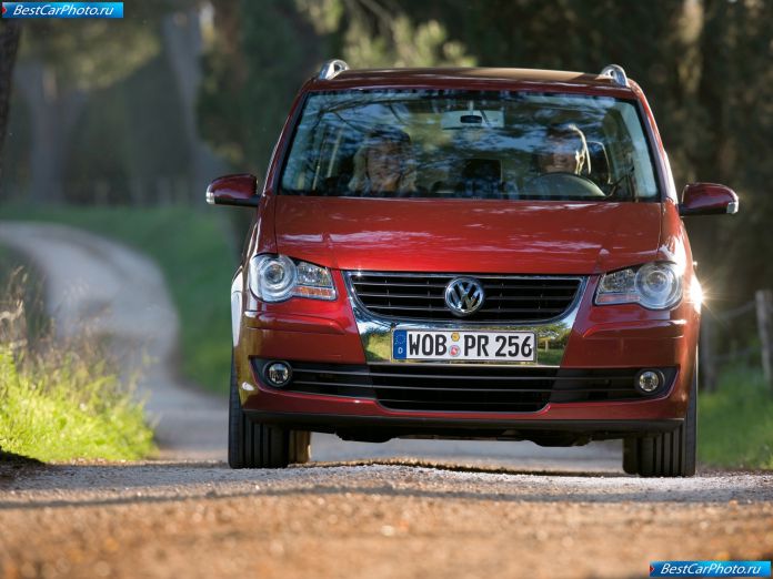 2007 Volkswagen Touran - фотография 34 из 61