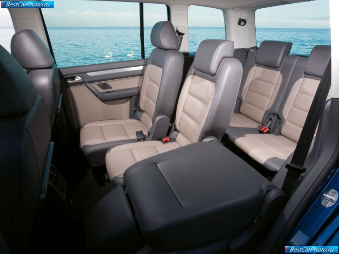 2007 Volkswagen Touran - фотография 46 из 61 2007 Volkswagen Touran - фотография 46 из 61