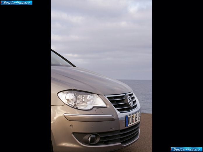 2007 Volkswagen Touran - фотография 55 из 61 2007 Volkswagen Touran - фотография 55 из 61