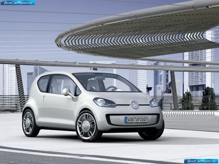 2007 Volkswagen Up Concept - фотография 1 из 20