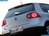volkswagen_2008-golf_bluemotion_1600x1200_011.jpg