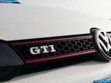 volkswagen_2008-golf_gti_concept_1600x1200_014.jpg