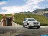 volkswagen_2008-tiguan_1600x1200_048.jpg