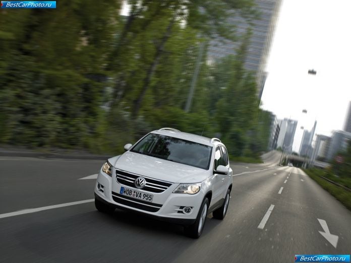 2008 Volkswagen Tiguan - фотография 59 из 161
