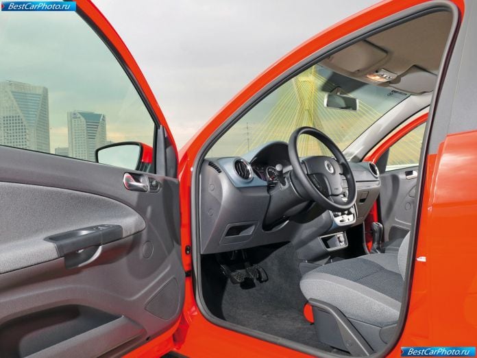 2009 Volkswagen Gol - фотография 10 из 13